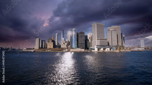Amazing Manhattan Skyline downtown view from Hudson River © 4kclips