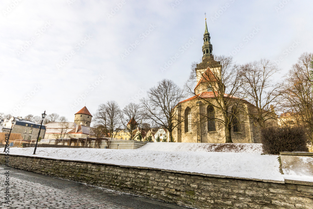 Fototapeta premium Tallinn, Estonia. St. Nicholas Church (Niguliste kirik), a former church that now houses Niguliste Museum, part of the Art Museum of Estonia