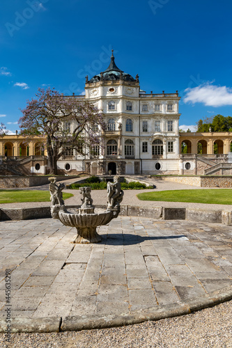 Ploskovice castle, Northern Bohemia, Czech Republic photo