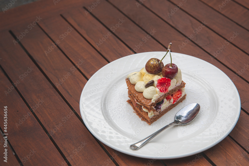 Un morceau du gâteau de mariage Un morceau du gâteau de mariage