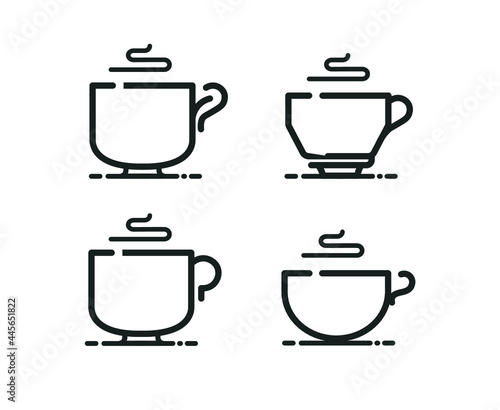 Coffee cups icons with hot smoke
