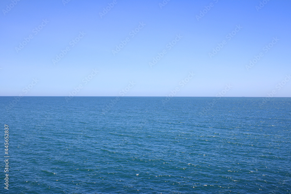 Obraz premium Horizon in the Atlantic Ocean