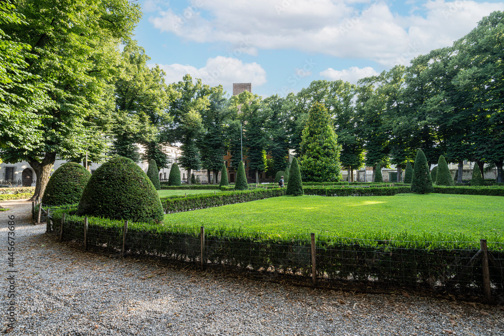 Fototapeta premium gardens of Piazza Lega Lombarda in Mantua, Italy