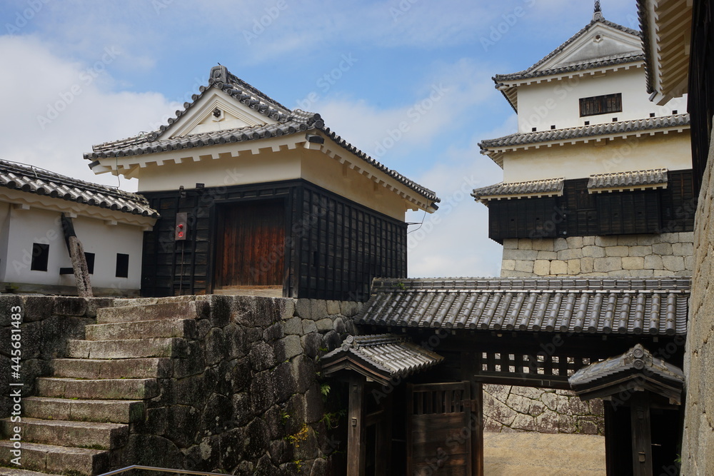 Matsuyama Castle in Ehime, Japan - 日本 愛媛県 松山市 松山城 天守閣