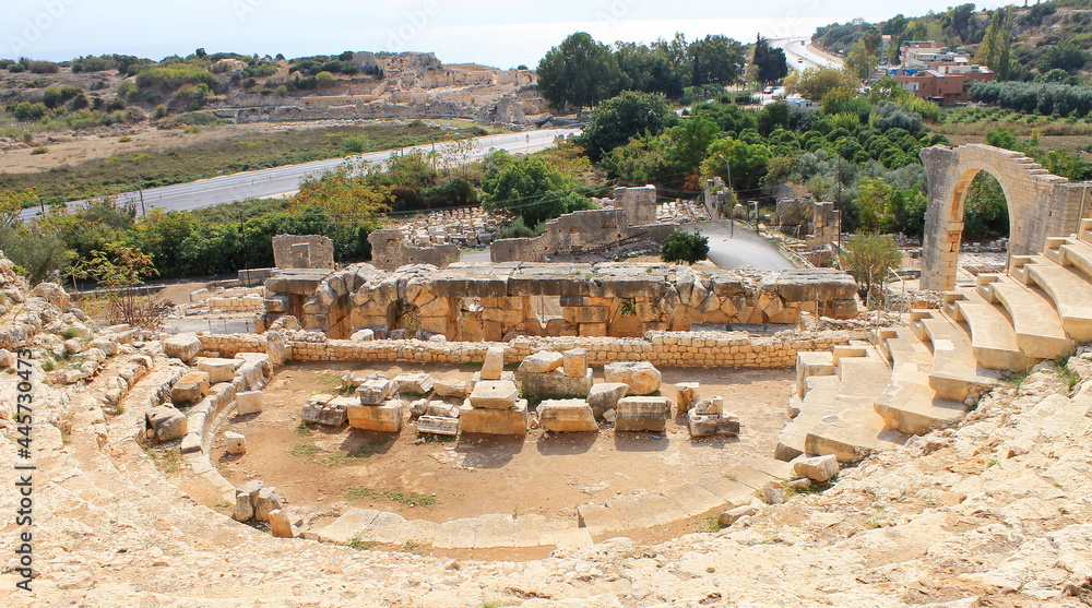 Φωτογραφία Elaiussa Sebaste - the ruins of an ancient Roman city in the province of Mersin