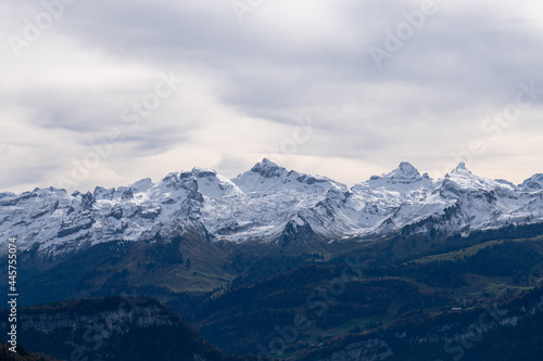 Blick vom Sattel in Richtung Schwyz © Andrin