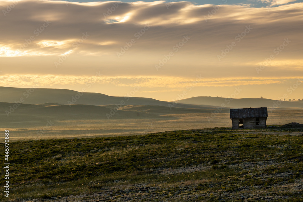 Fototapeta premium sunrise over the valley