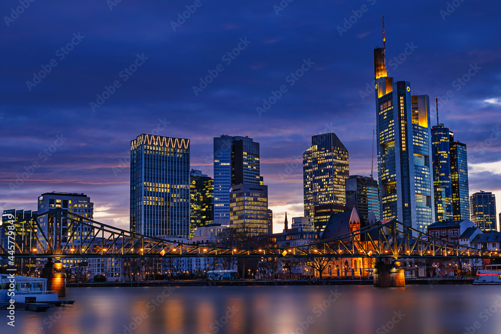 Frankfurt am Main Skyline - Wolkenkratzer