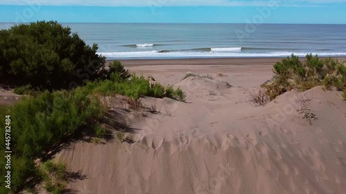 revelado de playa semi desierta en la costa atlántica, Monte Hermoso, Argentina photo