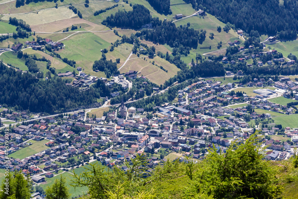 Blick ins Tal von Matrei, Österreich Blick ins Tal von Matrei, Österreich
