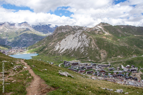 tigne le lac ville