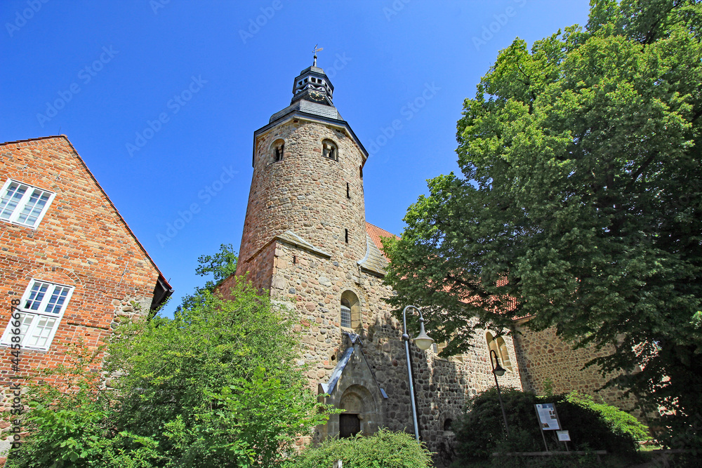 Zeven: Klosterkirche St. Viti (12. Jh., Niedersachsen) Zeven: Klosterkirche St. Viti (12. Jh., Niedersachsen)
