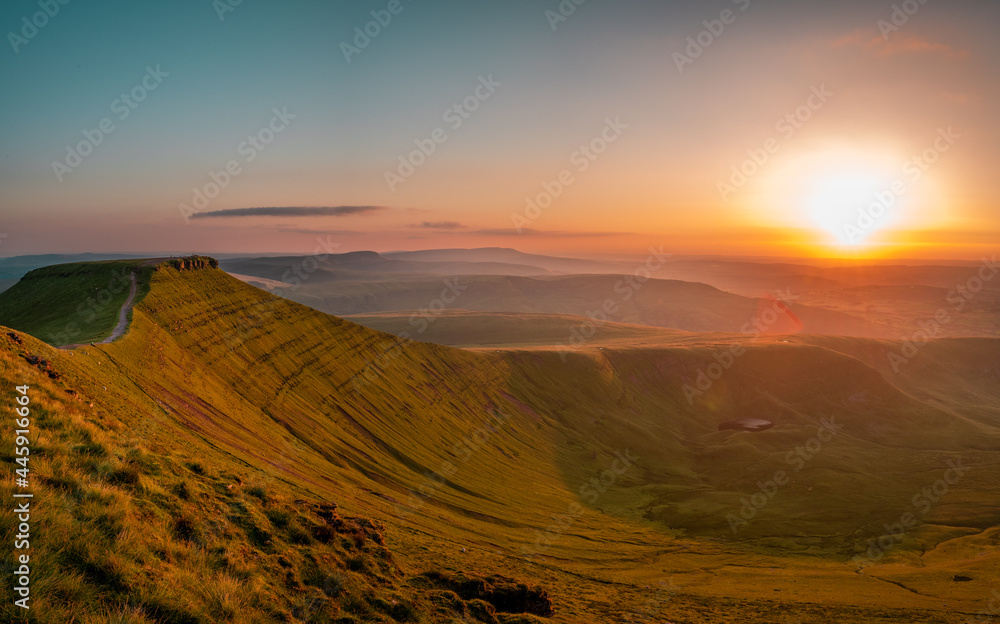 Stunning sunset views of pen y fan corn du south wales brecon becons