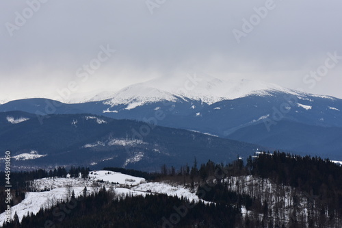 winter mountain landscape © Stan