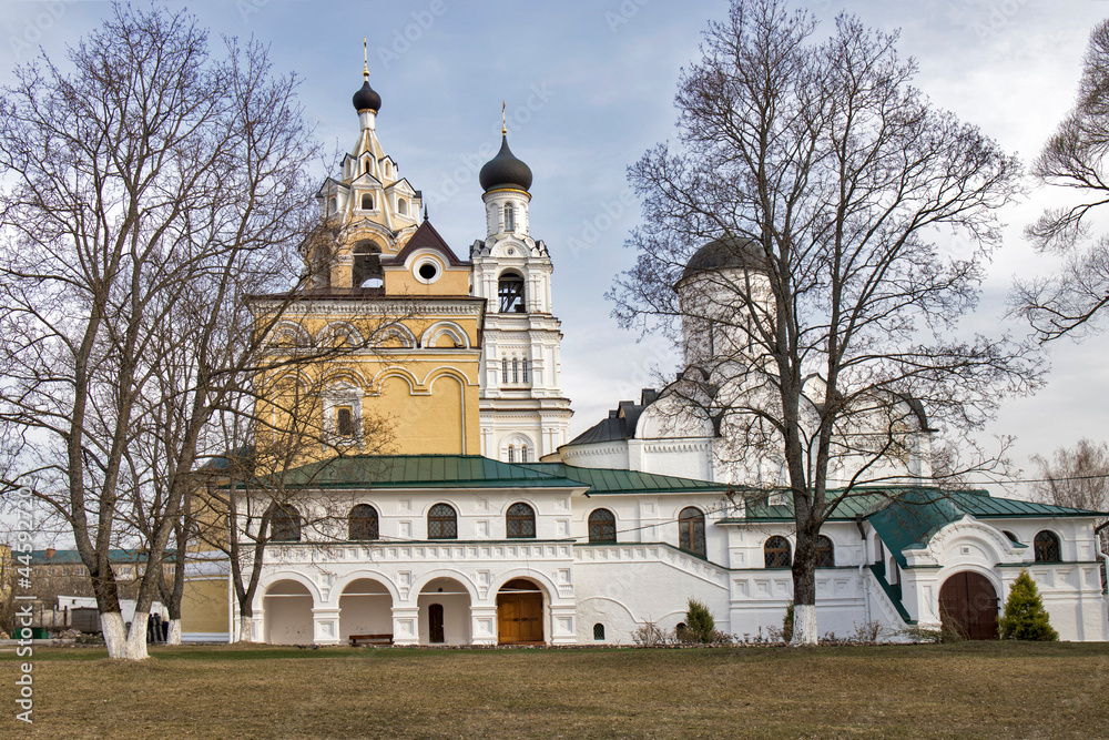 Annunciation monastery. The Holy Annunciation diocesan Kirzhach monastery was founded by St. Sergius of Radonezh in 1358