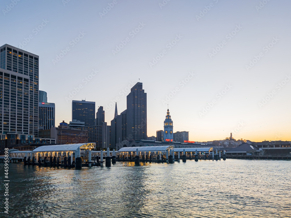 Sunset view of the San Francisco skyline from Pier 14
