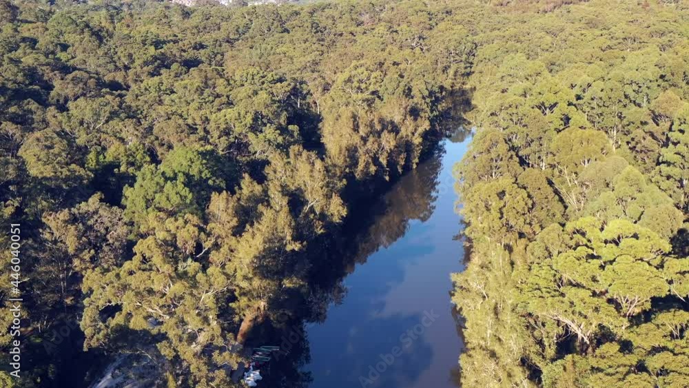 Boatshed on Lane Cove river – aerial flying over national park as 4k.
Boatshed on Lane Cove river – aerial flying over national park as 4k.