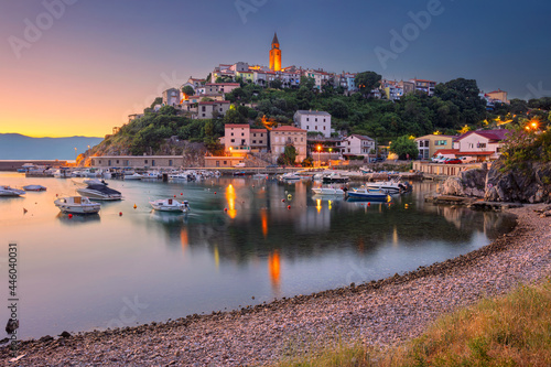 Obraz na płótnie Vrbnik, Croatia. Cityscape image of iconic village of Vrbnik, Croatia located on Krk Island at summer sunrise. w salonie