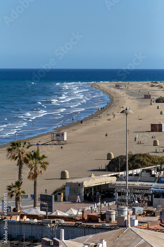 Beach in Maspalomas with the sand dunes in the background