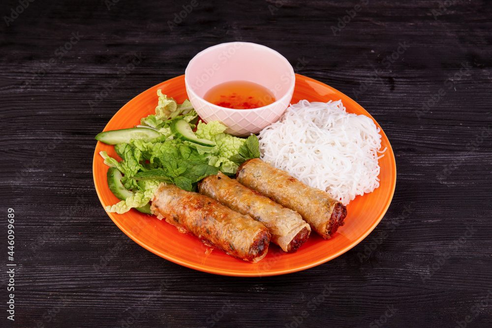spring roll with chicken and shrimp spring roll with chicken and shrimp