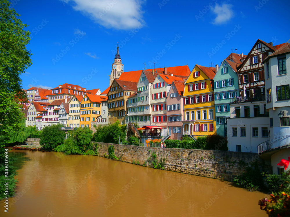 Tübingen, Deutschland: Die mittelalterliche Gebäudezeile am Neckar