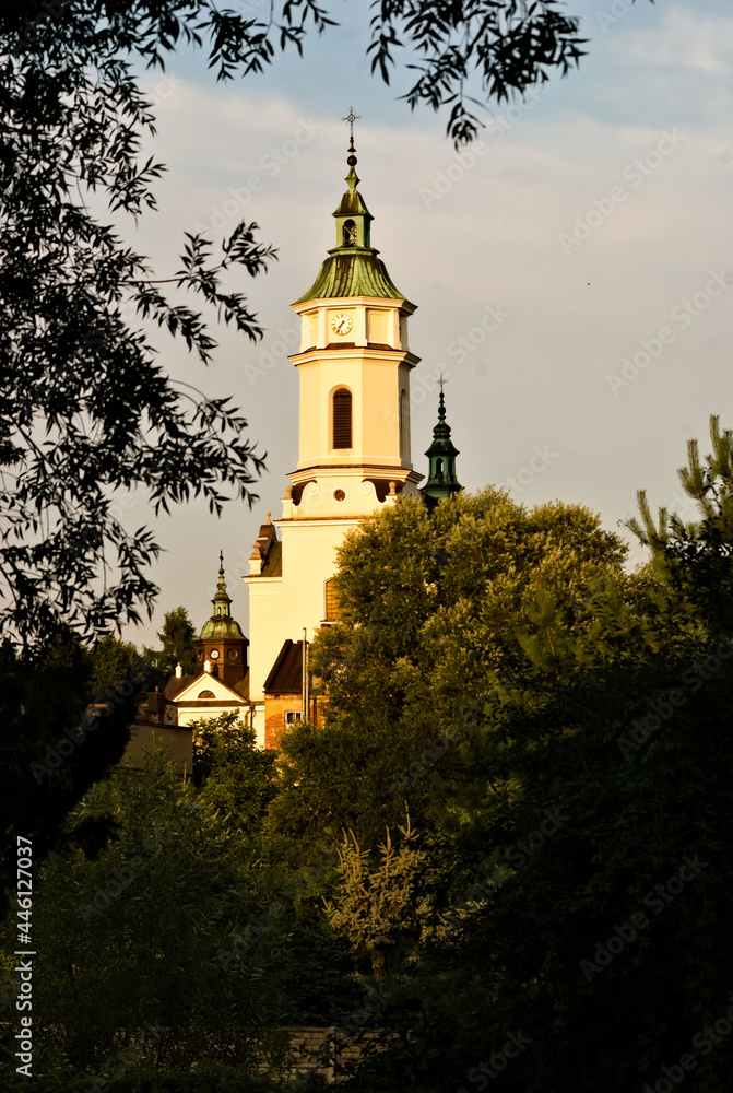 Ostrowiec kolegiata (kościół) pod wezwaniem Świętego Michała Archanioła . Ostrowiec collegiate (church) dedicated to Saint Michael the Archangel Ostrowiec kolegiata (kościół) pod wezwaniem Świętego Michała Archanioła . Ostrowiec collegiate (church) dedicated to Saint Michael the Archangel