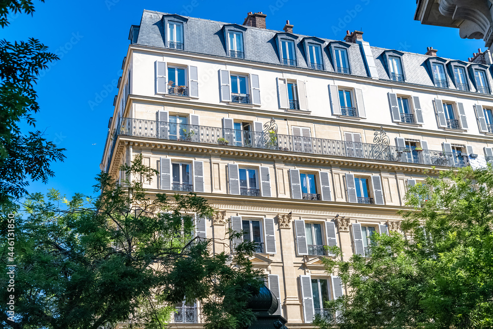 Obraz premium Paris, beautiful buildings, avenue de la Republique in the 11e district
