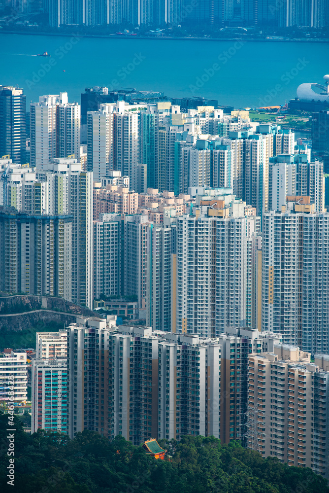 Obraz premium Hong Kong Victoria harbor city landscape, business downtown urban with skyline building tower, Asia district scene of skyscraper architecture view to travel