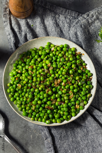 Healthy Homemade Sauteed Green Peas