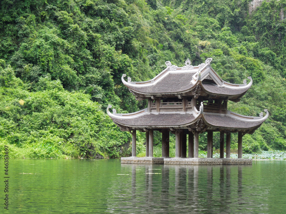 Vietnam's World Heritage Sites, Chang An and Hoa Lu