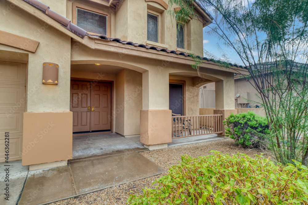 Obraz premium Front of a house