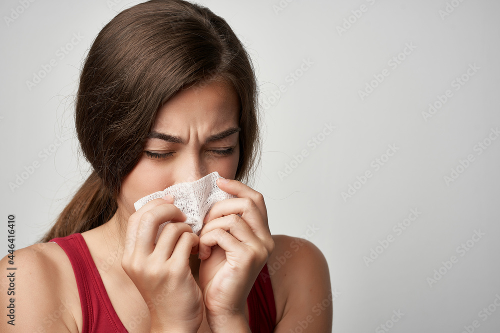 woman with hammer cold runny nose health problems treatment woman with hammer cold runny nose health problems treatment