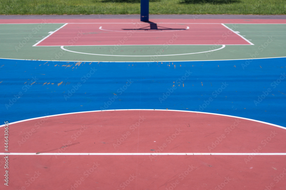 Naklejka premium Basketball court in park in new taipei city