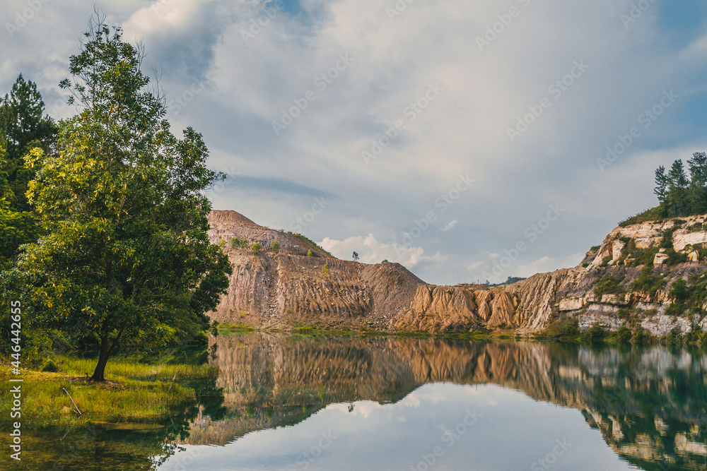 Naklejka premium Danau Biru Sawahlunto - West Sumatra 