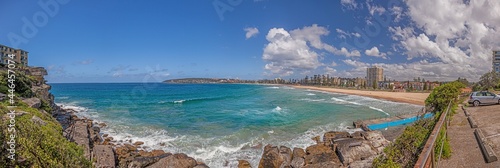 Panoramic picture of Queenscliff Beach near Sydney during daytime sunshine