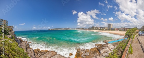 Photography Panoramic picture of Queenscliff Beach near Sydney during daytime sunshine