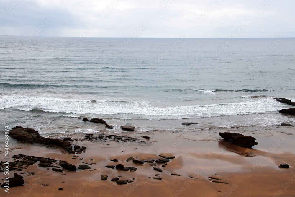 Fototapeta premium Waves on the beach
