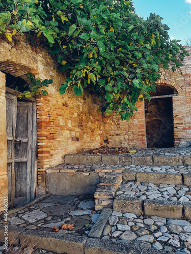 Cidade fantasma italia craco 