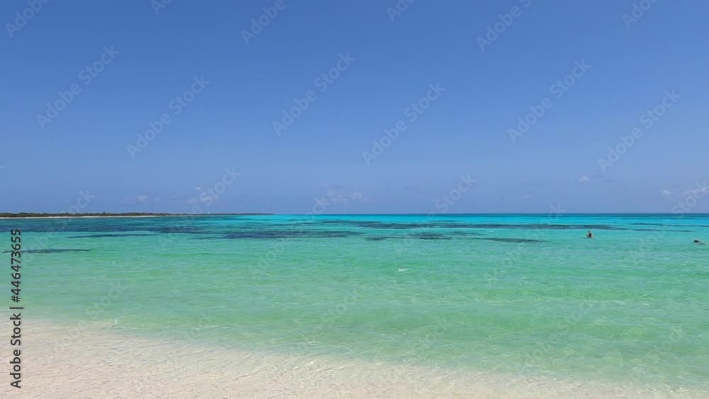 Video HD, horizontal panning view a tropical beach in Cozumel Island, Mexico. Video HD, horizontal panning view a tropical beach in Cozumel Island, Mexico.