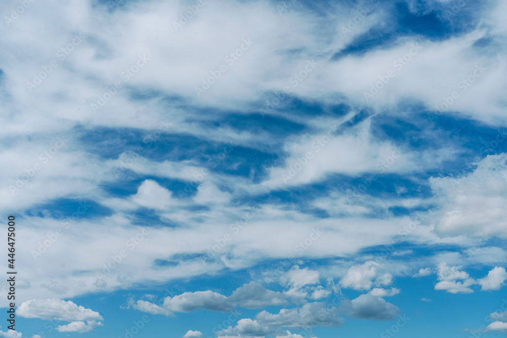 Fototapeta premium blue sky with fluffy white clouds
