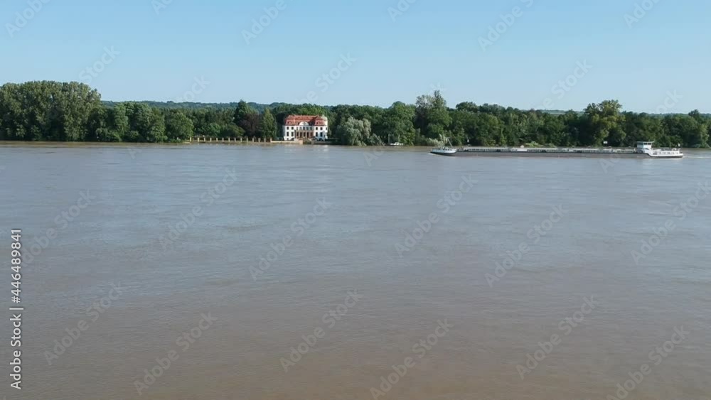 Luftaufnahme. Rhein. Hessen. Deutschland. Luftaufnahme. Rhein. Hessen. Deutschland.
