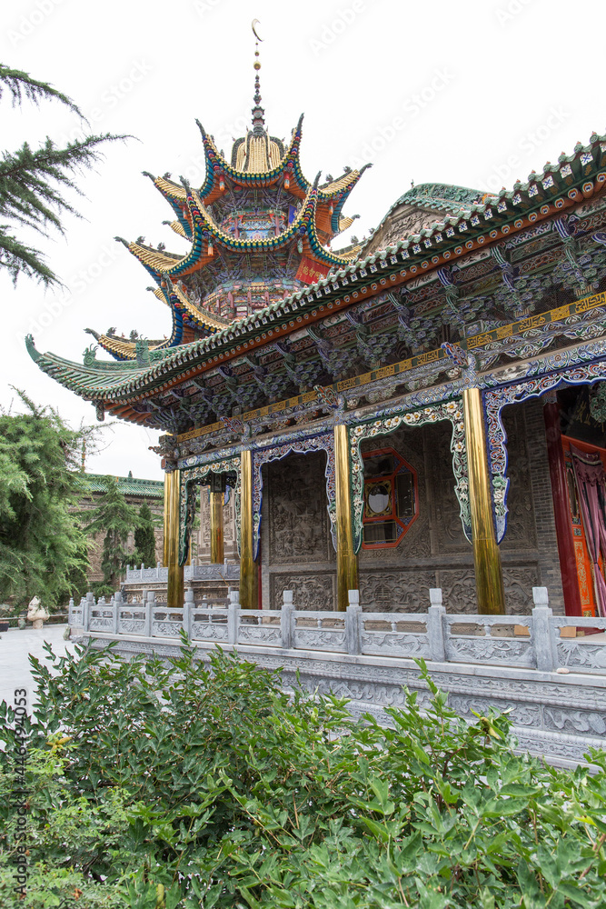 Naklejka premium Chinese Sufi Mosque Ling Ming Tang in the city of Lanzhou, Gansu, China