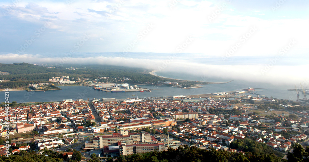 Fototapeta premium Overview of the city of Viana do Castelo and Lima River Bay in northern Portugal
