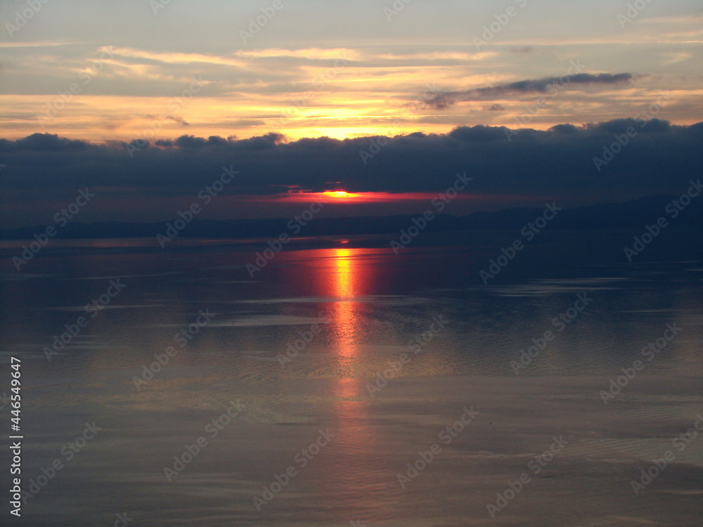 Obraz premium cloudy sunset