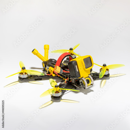 Sports quadcopter for competitions and extreme surfing