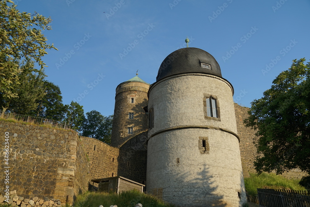 Blicke zur Burg Stolpen in der gleichnamigen Kleinstadt in Sachsen.