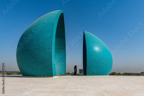 Martyrs Memorial (Al Shaheed Monument), Baghdad, Iraq photo