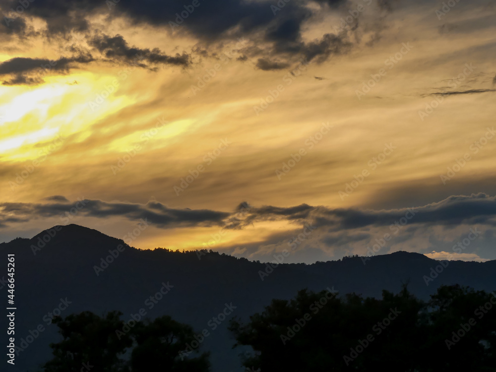 Naklejka premium 琵琶湖畔の夕暮れ