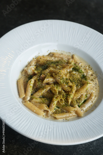 Wallpaper Mural Pasta with creamy pistachio sauce Torontodigital.ca