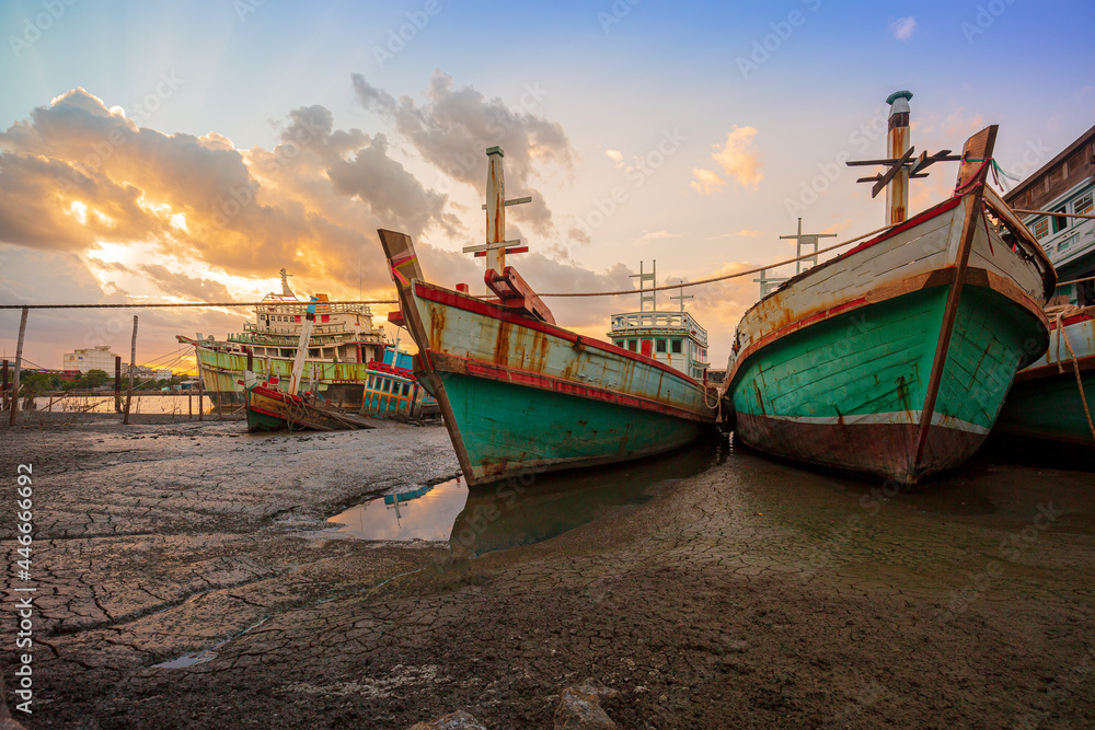 Φωτογραφία Many boats moored in sunrise morning time at Chalong port, Main port for travel